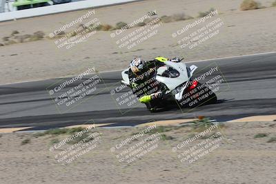 media/Oct-30-2025-Racers Edge (Thu) [[dabbdaf680]]/3-B Group/Session 3 (Turn 15 Inside)/